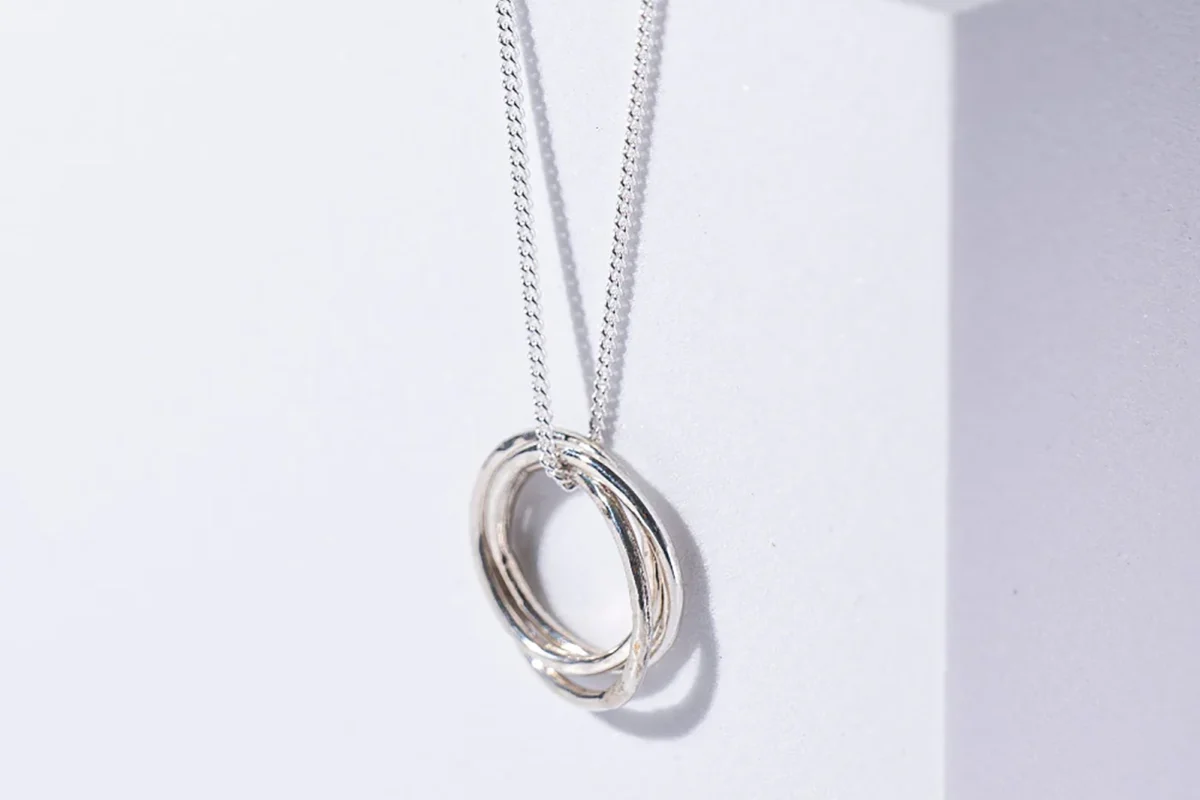 RussianRingNeckalceWhiteBox